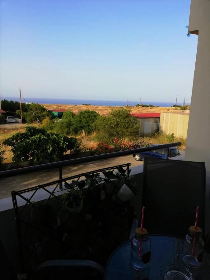 Ariadne Daire Paralimni